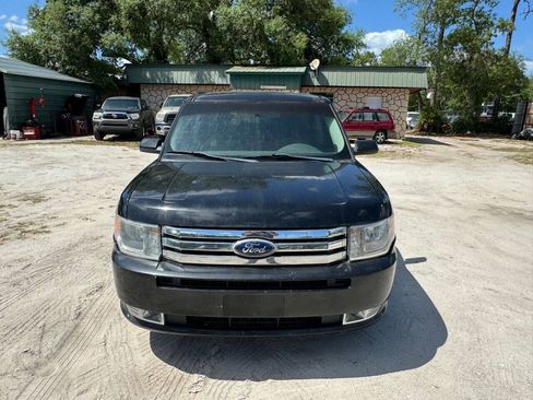 Used 2011 Ford Flex SEL FWD image 4