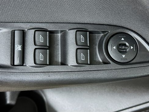 Used 2016 Ford Focus SE FWD image 15