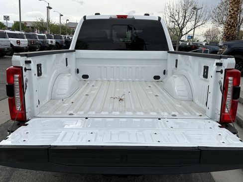Used 2024 Ford F250 XLT w/ Black Appearance Package image 22
