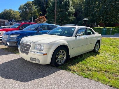 Used 2005 Chrysler 300 C w/ Navigation & Sound Group II