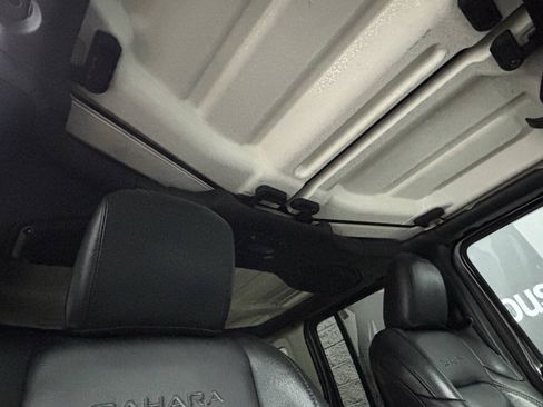 Used 2019 Jeep Wrangler Unlimited Sahara AWD/4WD image 40