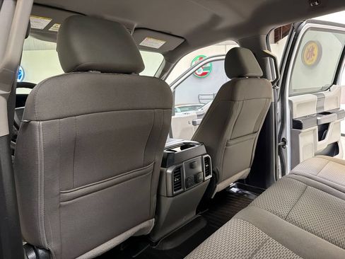 Used 2019 Ford F350 XLT w/ XLT Premium Package AWD/4WD image 32