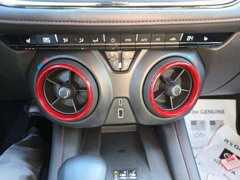 Used 2023 Chevrolet Blazer RS image 23