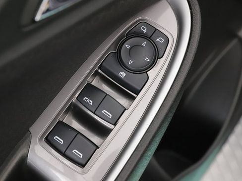 Used 2025 Chevrolet Malibu LT image 19