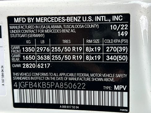 Certified 2023 Mercedes-Benz GLE 350 4MATIC w/ Premium Package image 27