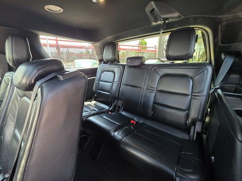 Used 2019 Lincoln Navigator Reserve w/ Cargo Package image 26