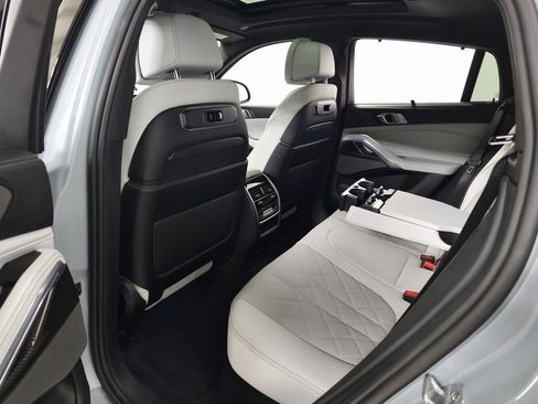 Used 2024 BMW X6 M60i w/ Dynamic Handling Package image 42