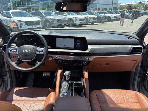 Used 2024 Kia Telluride SX X-Line AWD/4WD image 9