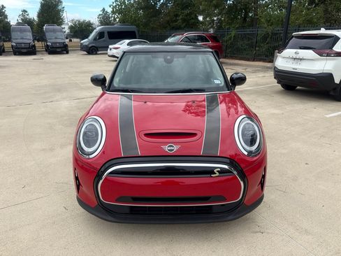 Used 2024 MINI Cooper SE FWD image 2