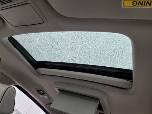 New 2026 Honda Odyssey Touring image 7