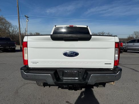 Used 2019 Ford F250 XLT w/ XLT Value Package image 5