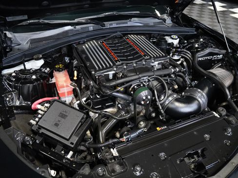Used 2020 Chevrolet Camaro ZL1 RWD image 43