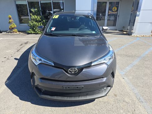 Used 2018 Toyota C-HR XLE image 9