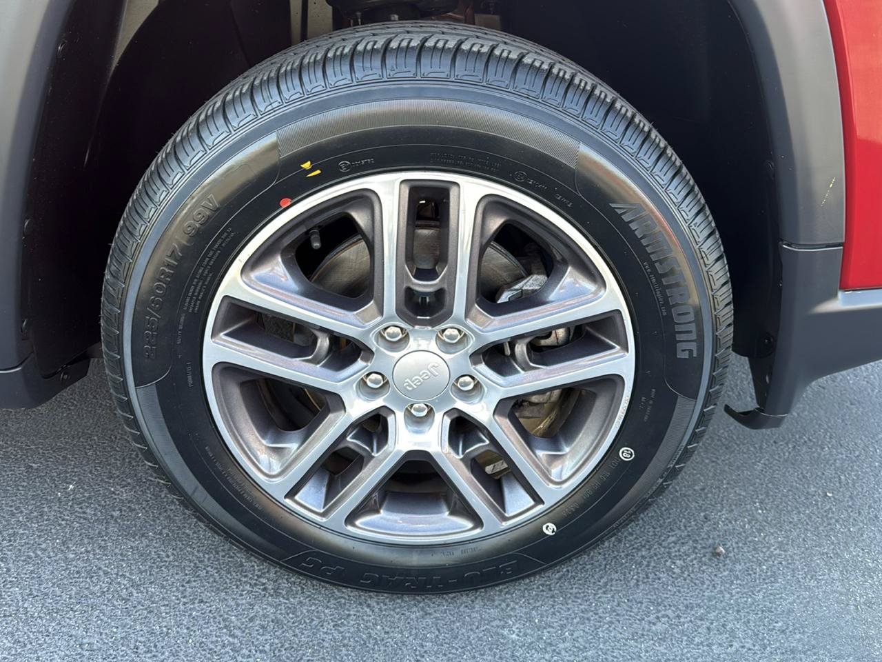Used 2020 Jeep Compass Latitude AWD/4WD image 28