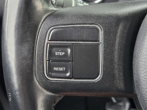 Used 2018 Jeep Wrangler Unlimited Sport S image 26