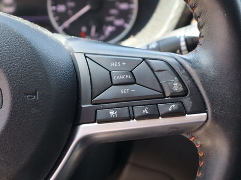 Used 2021 Nissan Sentra SR FWD image 12