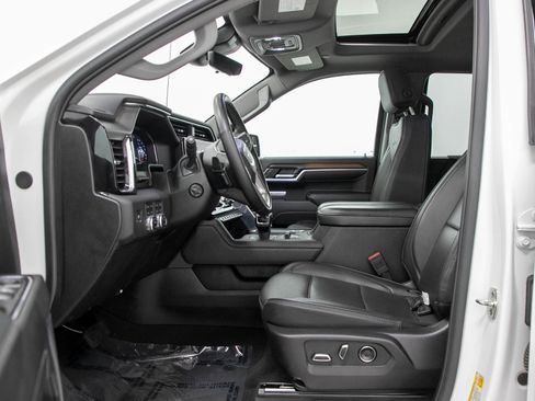 Used 2025 GMC Sierra 1500 Denali w/ Technology Package AWD/4WD image 23