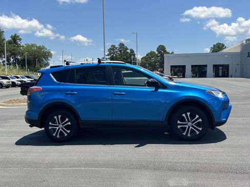 Used 2016 Toyota RAV4 LE FWD image 26