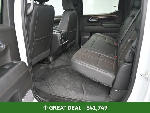 Used 2022 Chevrolet Silverado 1500 High Country w/ High Country Premium Package image 18