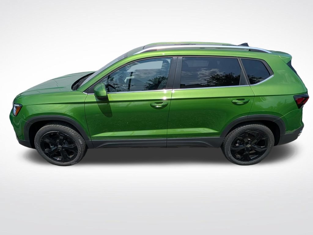 Used 2025 Volkswagen Taos SEL w/ Black Wheel Plus Package AWD/4WD image 7