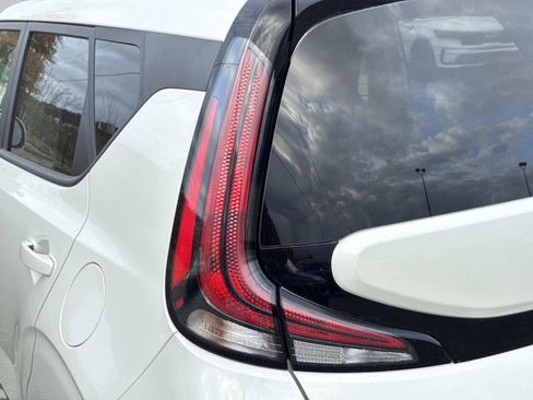 New 2025 Kia Soul LX image 31