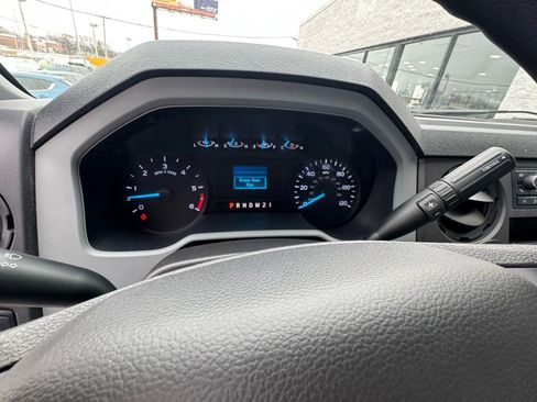 Used 2022 Ford F650 2WD Regular Cab Super Duty image 12