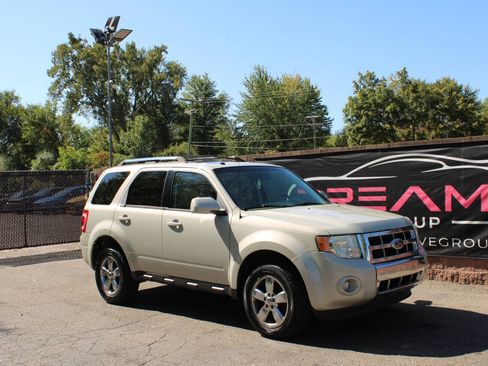 Used 2009 Ford Escape Limited FWD image 4