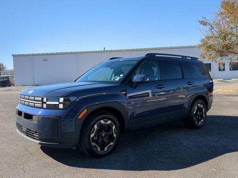 Used 2025 Hyundai Santa Fe SEL image 8