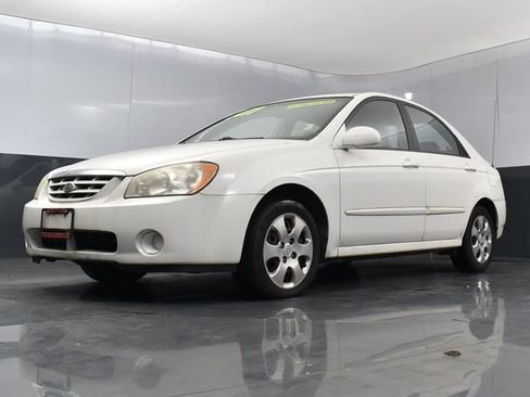 Used 2006 Kia Spectra EX FWD image 19