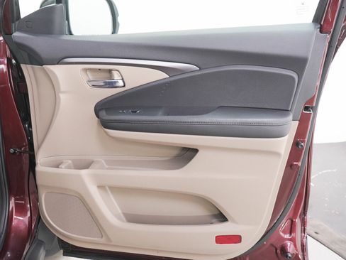 Used 2022 Honda Pilot Special Edition image 12