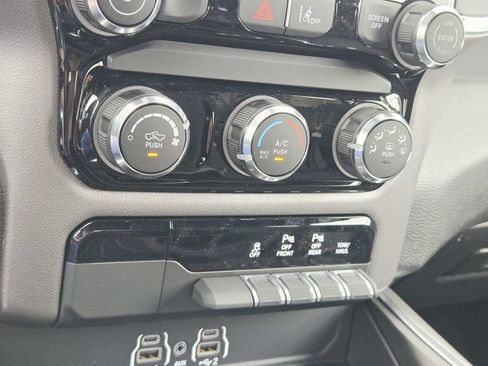 New 2026 RAM 1500 Express AWD/4WD image 26