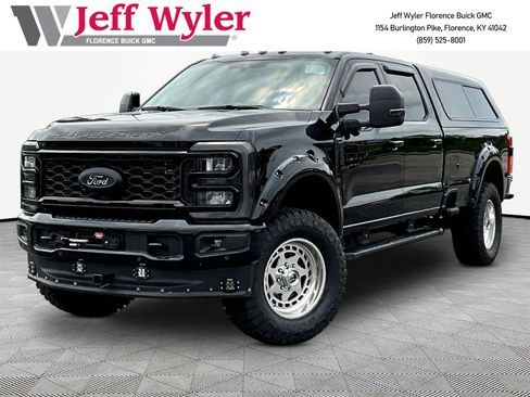 Used 2025 Ford F350 Lariat w/ Lariat Ultimate Package AWD/4WD image 1