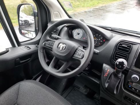 Used 2025 RAM ProMaster 2500 w/ Safety Group image 17