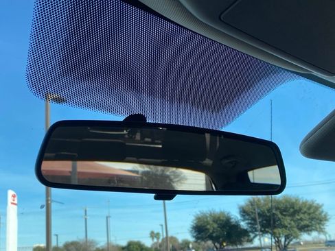 Used 2015 Toyota Tundra SR5 image 24