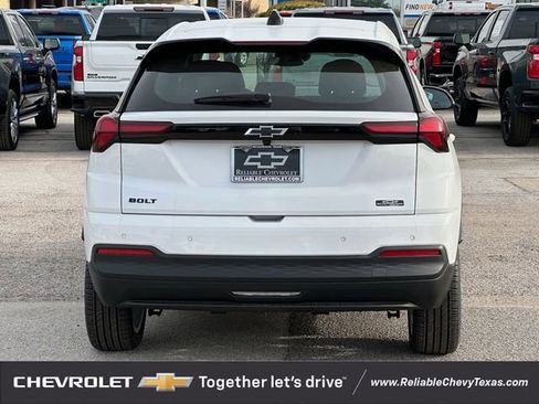 New 2027 Chevrolet Bolt LT w/ Comfort Package image 5