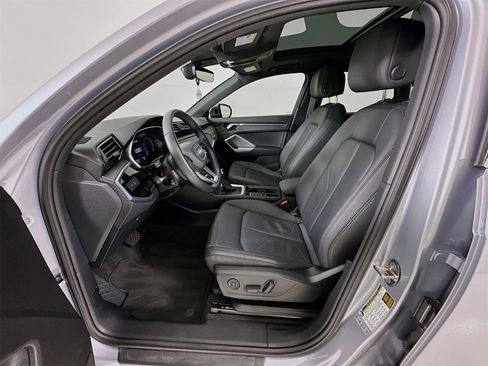 Used 2021 Audi Q3 2.0T Premium Plus w/ Premium Plus Package image 22