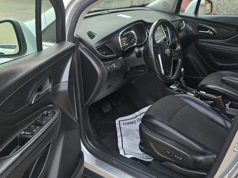 Used 2018 Buick Encore Preferred image 16