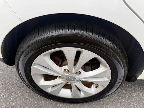 Used 2014 Kia Soul + FWD image 31