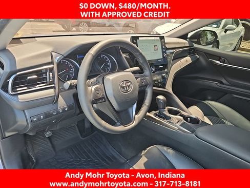 Used 2024 Toyota Camry SE w/ Cold Weather Package FWD image 9