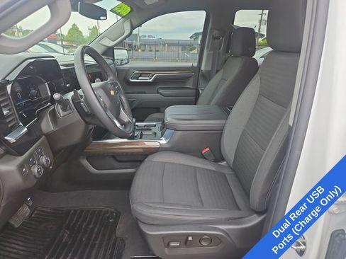 Used 2023 Chevrolet Silverado 1500 LT AWD/4WD image 10