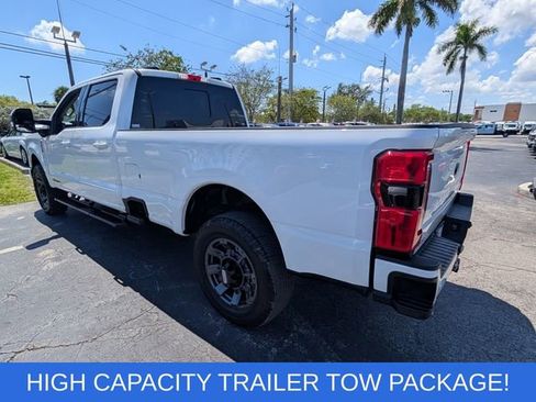 Used 2023 Ford F250 Lariat w/ Lariat Ultimate Package AWD/4WD image 5