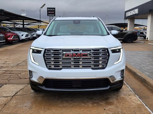 New 2026 GMC Acadia Denali image 9