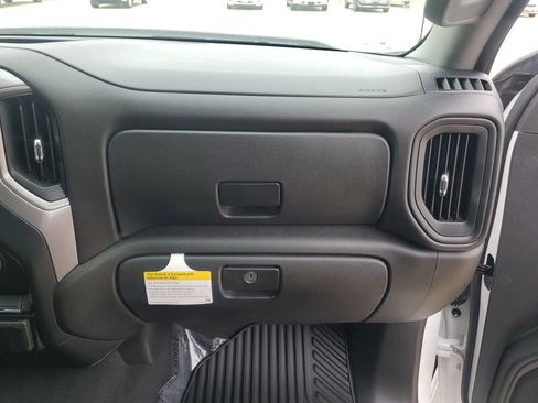 Used 2022 Chevrolet Silverado 1500 Custom w/ LPO, Dark Essentials Package AWD/4WD image 33