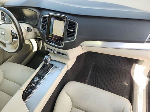 Used 2017 Volvo XC90 T6 Momentum w/ Vision Package AWD/4WD image 29