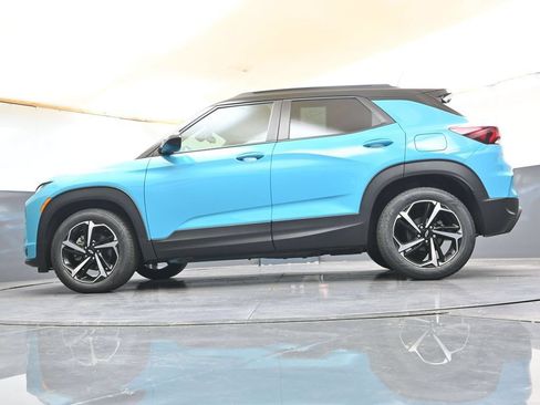 Used 2021 Chevrolet TrailBlazer RS FWD image 30