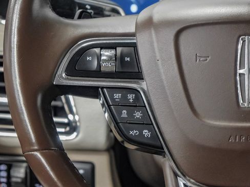 Used 2022 Lincoln Navigator L Reserve AWD/4WD image 16