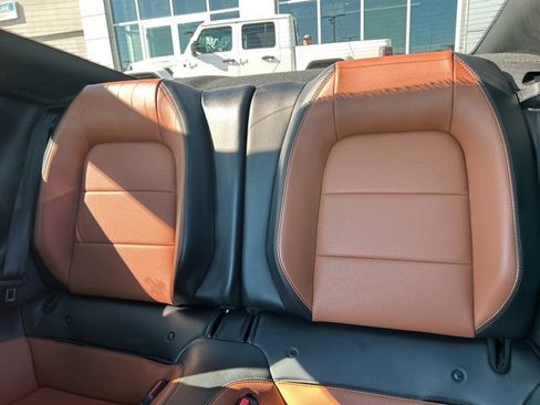 Used 2022 Ford Mustang GT Premium image 38