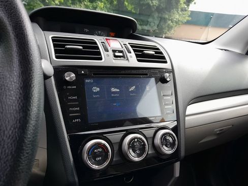 Used 2018 Subaru Forester 2.5i Premium AWD/4WD image 24