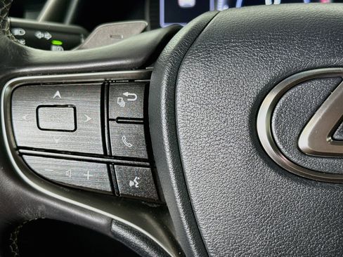 Used 2019 Lexus ES 350 w/ Premium Package FWD image 11