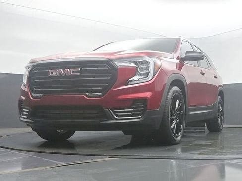 Used 2023 GMC Terrain SLE FWD image 44